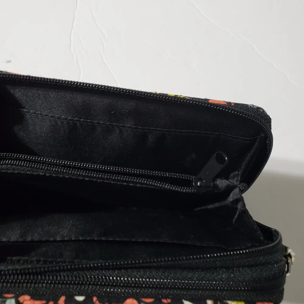 Vera Bradley Black Multi Quilted Wristlet Wallet with Floral Paisley Print - Picture 10 of 16